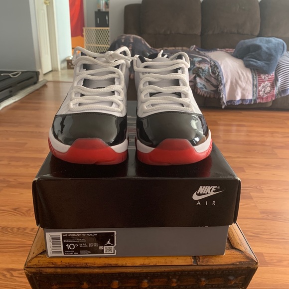 Jordan 11 Low Bred Size 10.5 - Picture 1 of 4